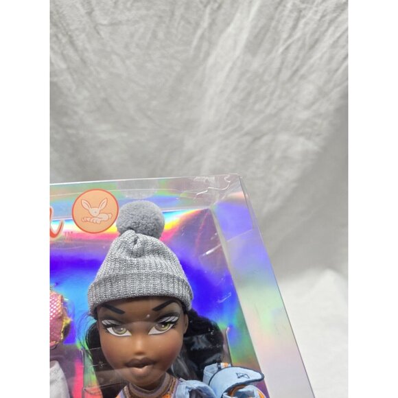 Bratz 20th Anniversary Sasha- New- Packaging Has Wear - Picture 2 of 7